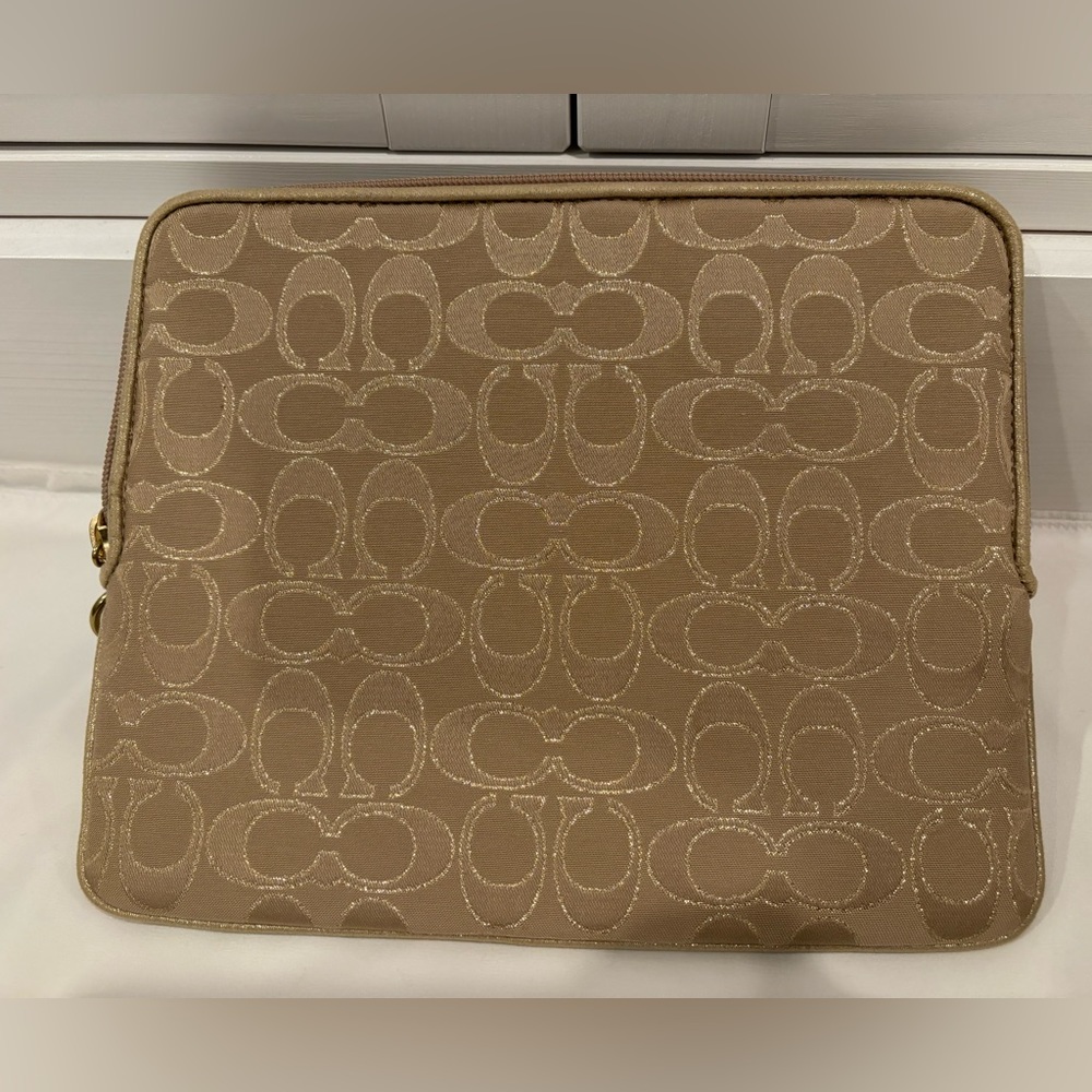 Coach tablet sleeve - Picture 2 of 4